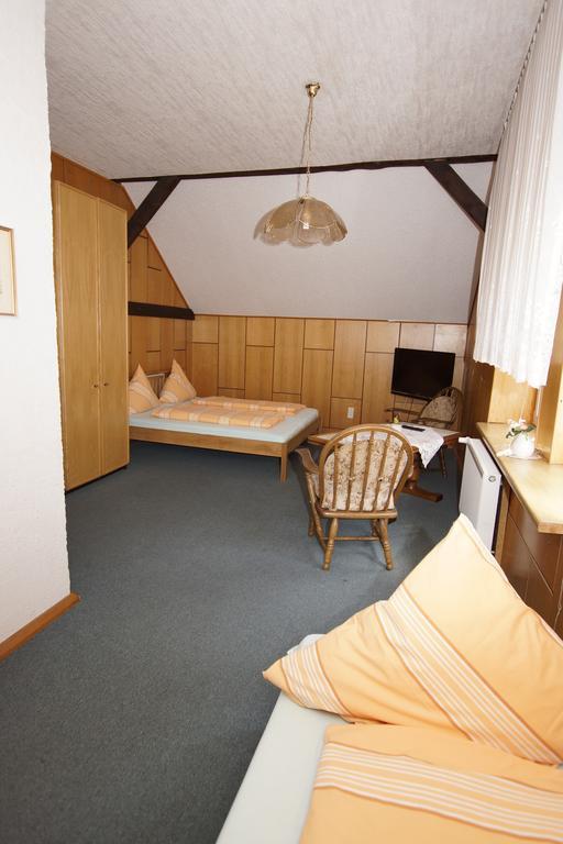 Hotel Pension Zum Froschkönig Lübbenau Zimmer foto